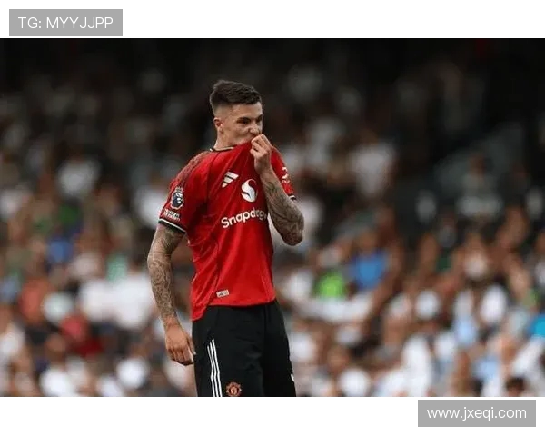 曼联豪掷巨资签下22岁谢什科新援加盟能否点燃球队复兴希望